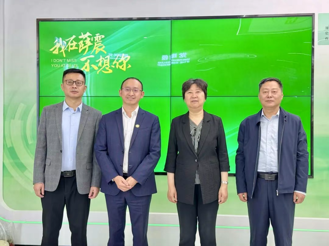 薩震節能空壓機.jpg 薩震節能空壓機.jpg